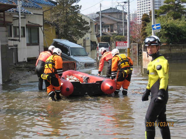Fire-fighting / Rescue boat