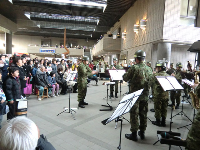 Japan Self-Defense Forces / Wind-instrument music