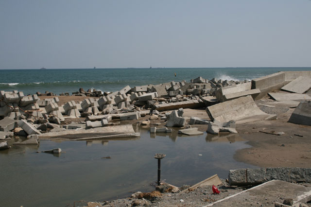 Damage / Rachihama / Seaside 