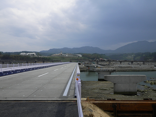 Bridge / Koizumiohashi / Material of Tohoku Regional Development Bureau of MLIT