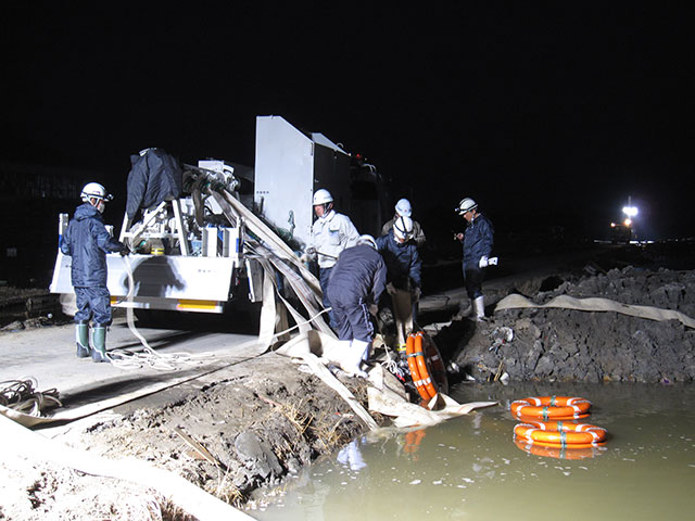 Drainage pumper Nighttime work