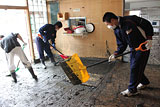 Miyagi Tagajo High school student / Volunteer Cleaning