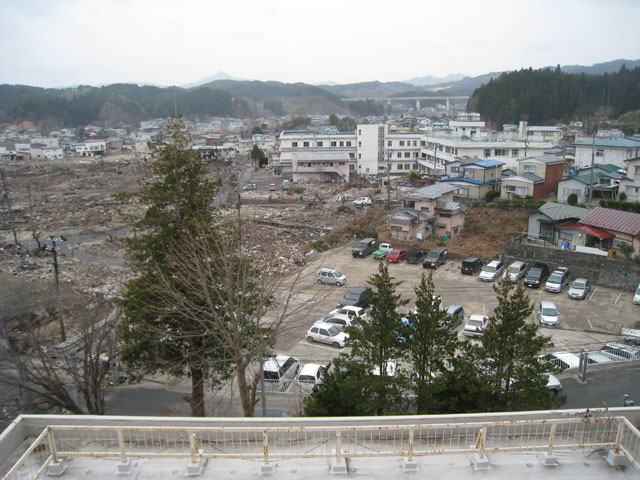 Orikasa area Photograph of before and after earthquake / The former Yamada hospital