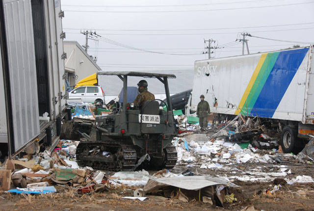 Japan Self-Defense Forces / Rubble / Clearance working