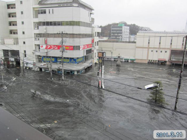 Damage / Near Honshiogama station / Tsunami 