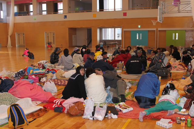 Evacuation center / Fukuua elementary school