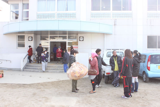 Evacuation center / Michinoeki Minamisoma