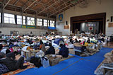Miyagi Kesennuma Evacuation center / Photography by secretary and public relations department(8 Apr, 2011) / Shishiori junior high schoo